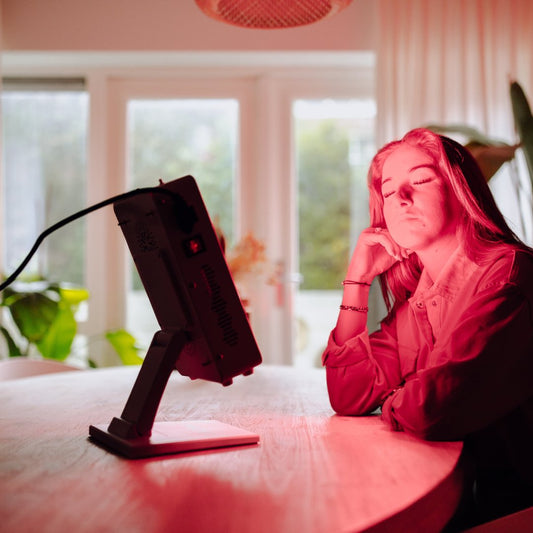 Red Light Therapy en Huidklachten: Voordelen en Werking - Liroma